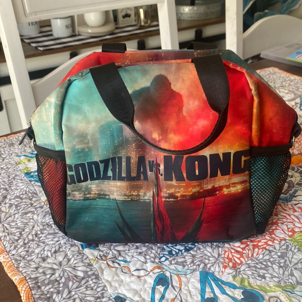 Godzilla vs. Kong insulated lunch box